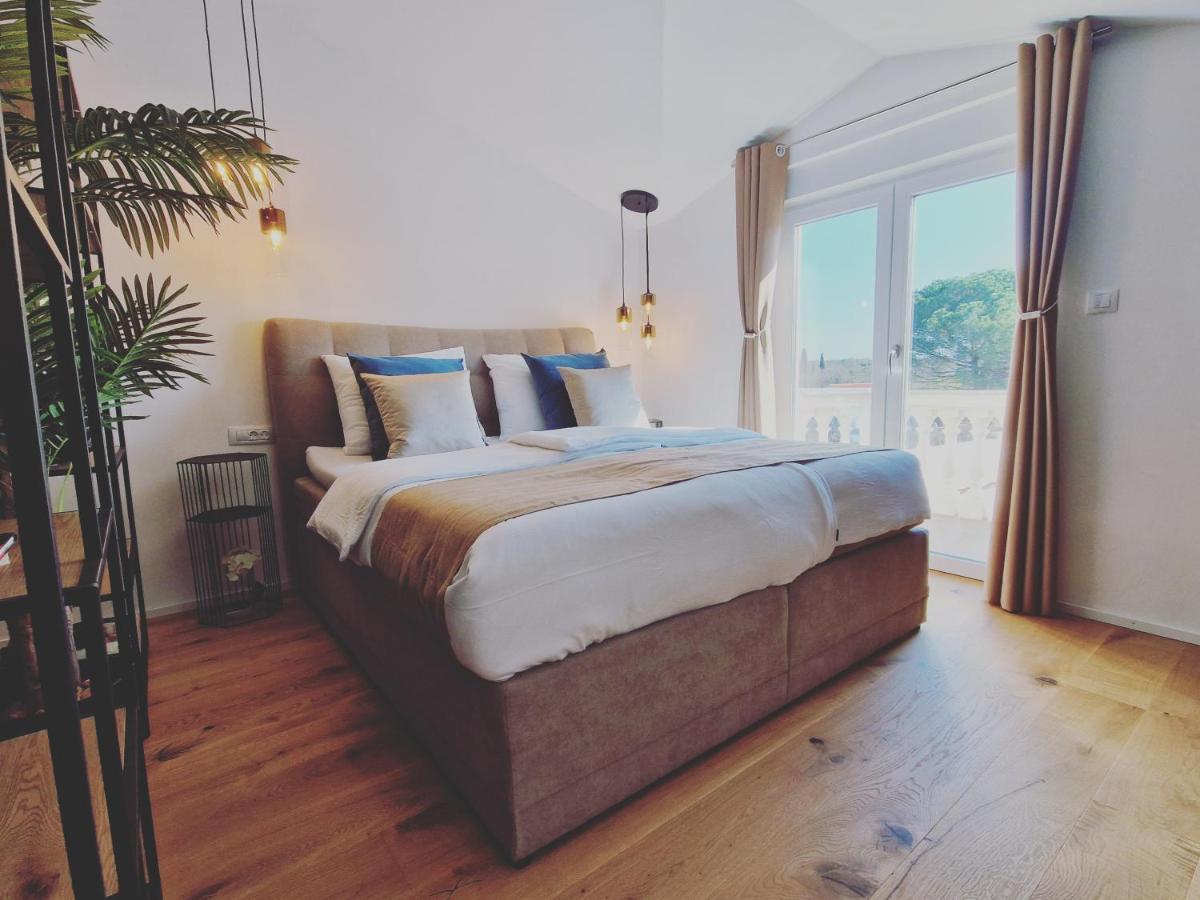 Olivea Luxury Suites Фажана Екстер'єр фото