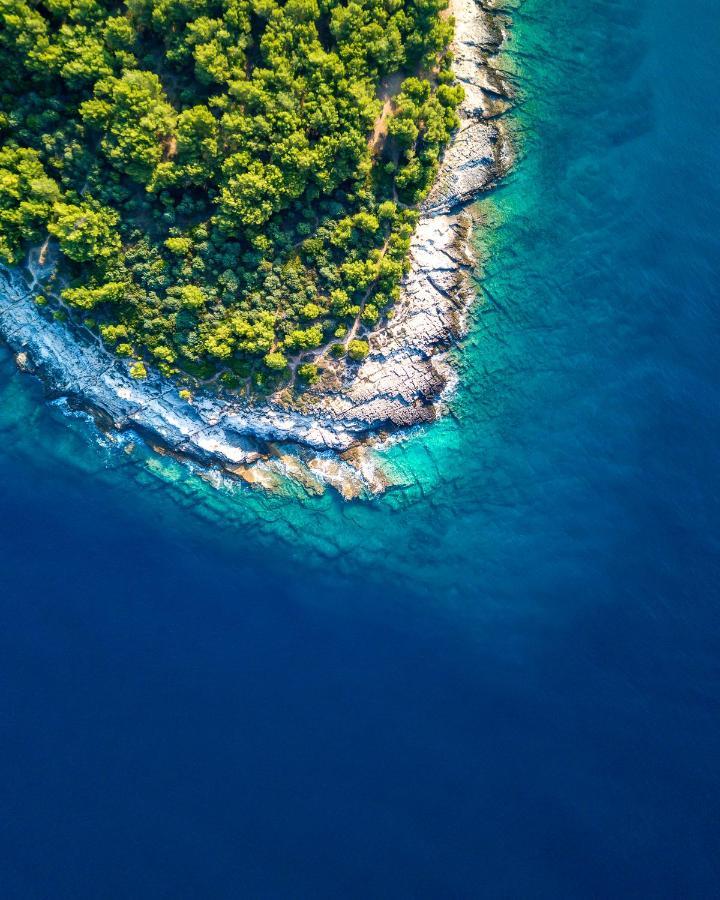 Olivea Luxury Suites Фажана Екстер'єр фото
