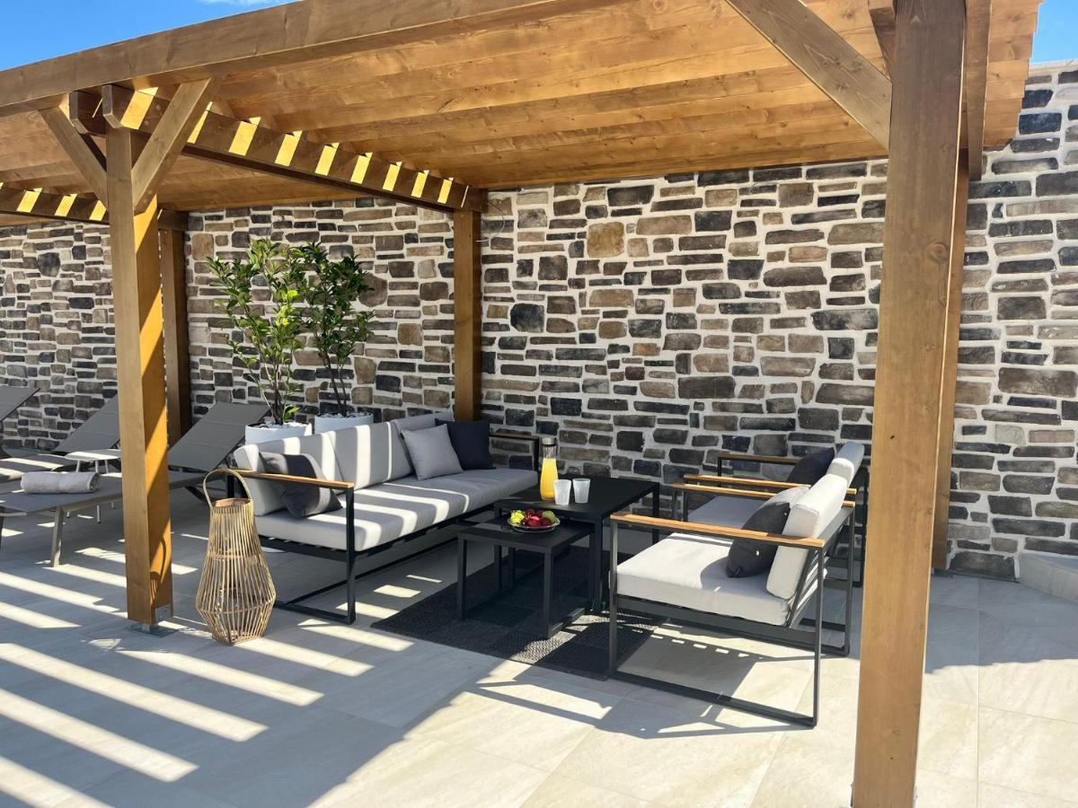 Olivea Luxury Suites Фажана Екстер'єр фото