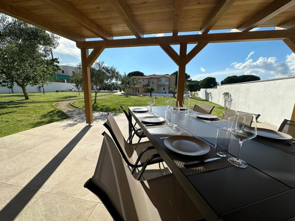 Olivea Luxury Suites Фажана Екстер'єр фото